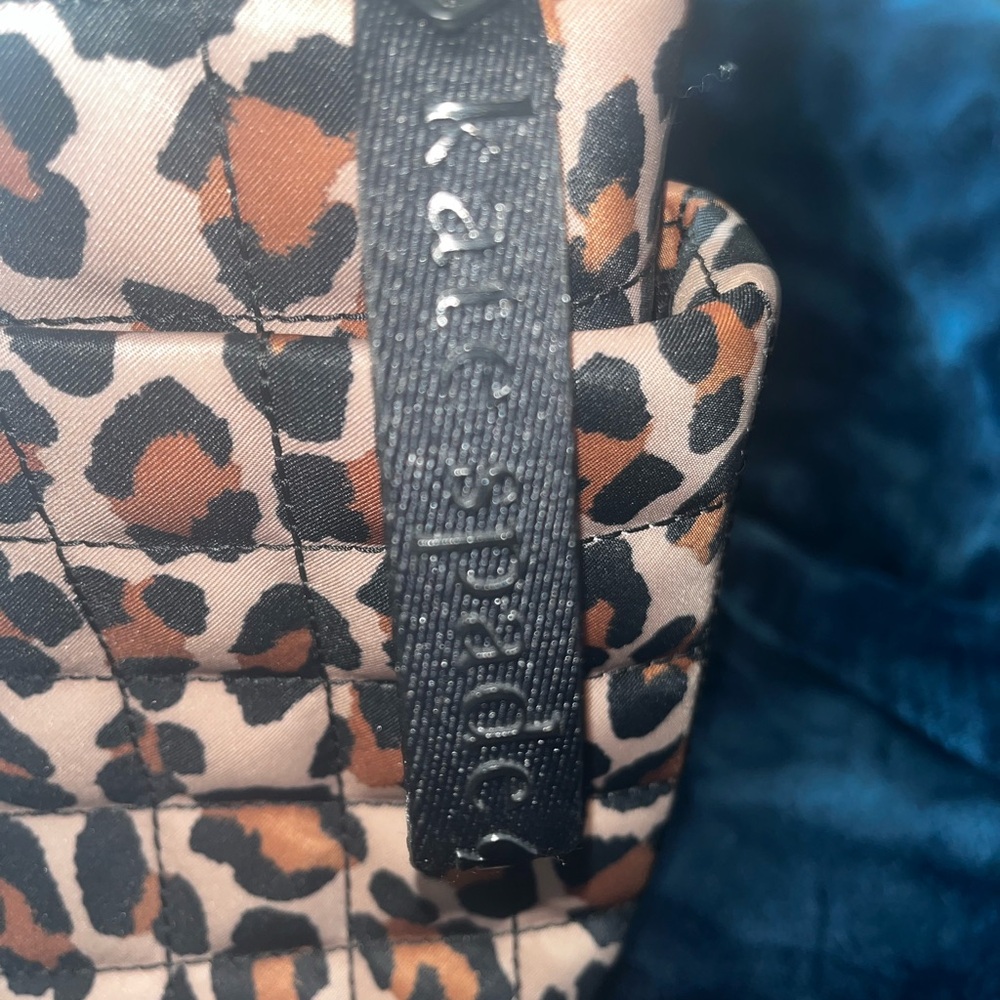♠️Kate Spade Camden Quilted Leopard Print Tote Bag with Black Straps - like New - Picture 5 of 7